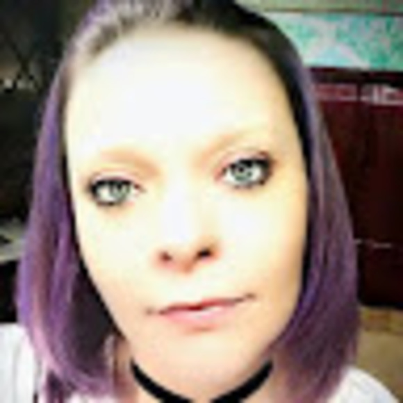 Meet your Posher, Jen - Picture 1 of 1